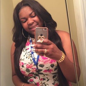 Meet your Posher, Kayla